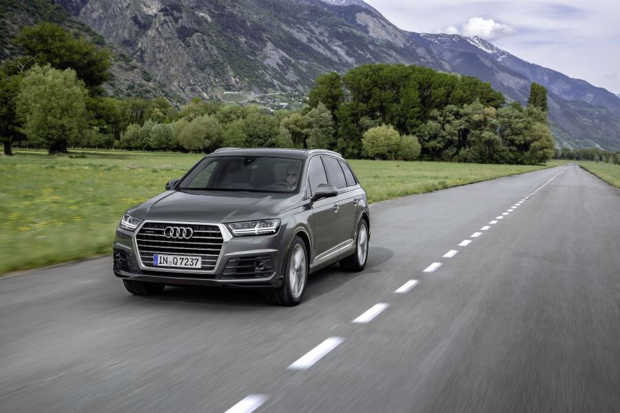  Audi Q7 TDI Quattro S-Line (4M) 2015 года  (WW) (фото 25 из 30)